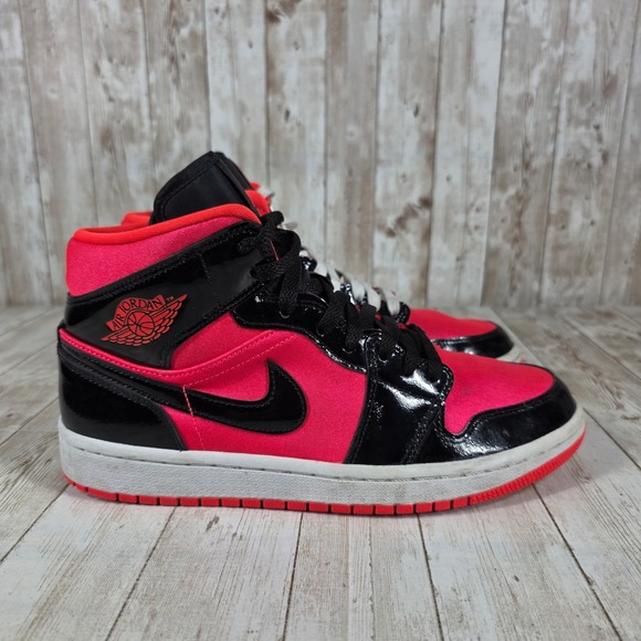 jordan 1 crimson tint mid